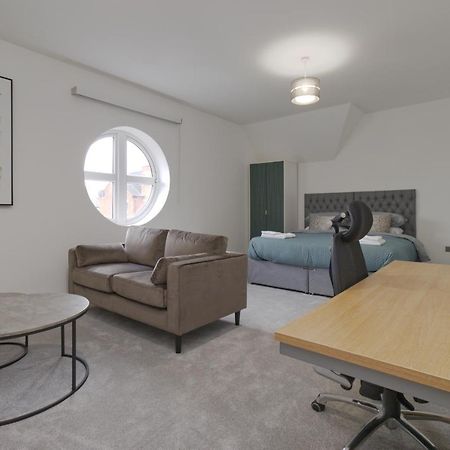 Unique! Stunning 3-Bed Penthouse Flat - 2 Floors - Sleeps 8 - Free Parking Apartment Coventry Exterior photo