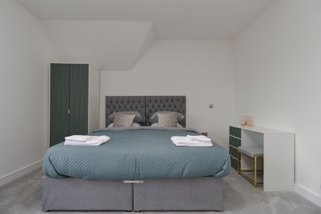 Unique! Stunning 3-Bed Penthouse Flat - 2 Floors - Sleeps 8 - Free Parking Apartment Coventry Exterior photo