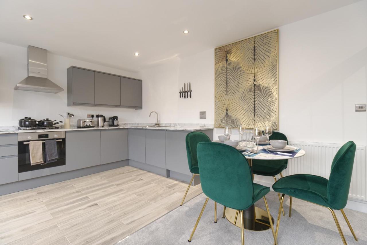 Unique! Stunning 3-Bed Penthouse Flat - 2 Floors - Sleeps 8 - Free Parking Apartment Coventry Exterior photo
